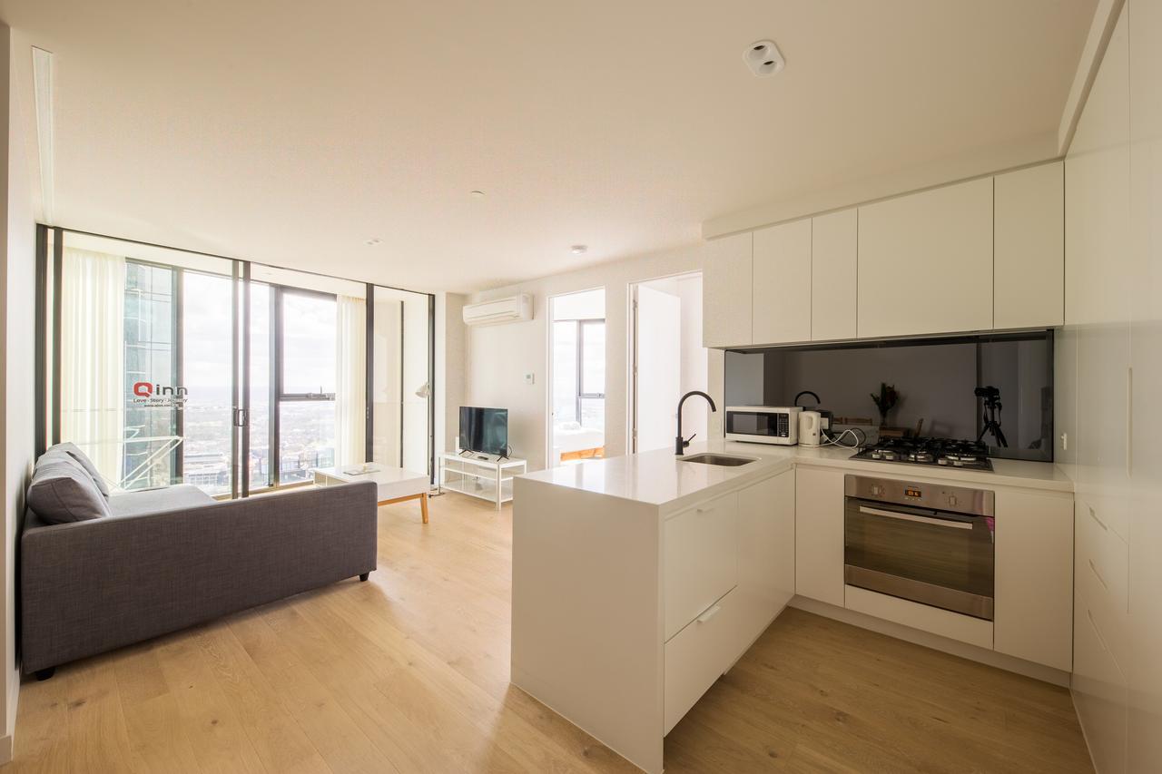 Light Tower Apartment Melbourne Exterior photo